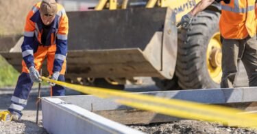 $15,000 Construction Jobs in the UK with Visa Sponsorship